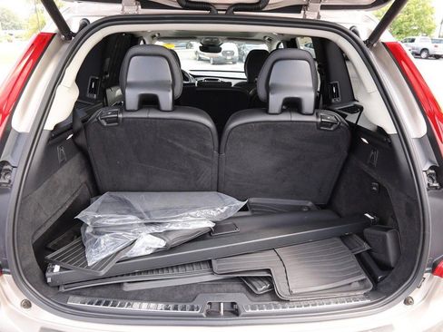 Used 2023 Volvo XC90 B6 Ultimate w/ Protection Package Premier AWD/4WD image 7