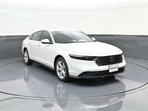 New 2025 Honda Accord LX image 18
