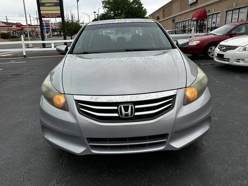 Used 2011 Honda Accord EX-L image 2