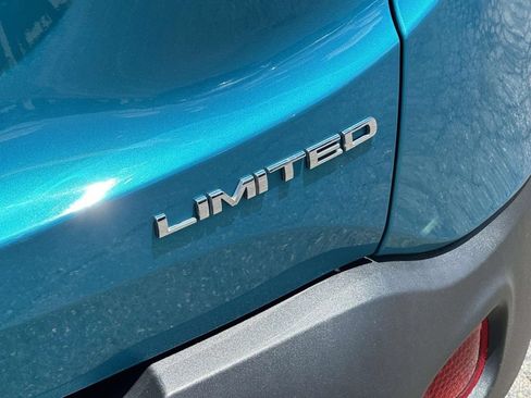 Used 2021 Jeep Renegade Limited AWD/4WD image 11