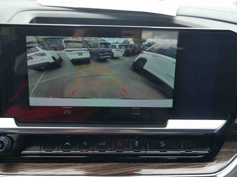 Used 2023 Chevrolet Silverado 1500 RST image 33