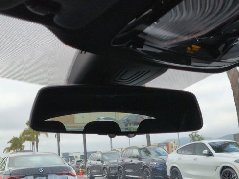 Used 2025 BMW i4 eDrive40 w/ Parking Assistance Package RWD image 27