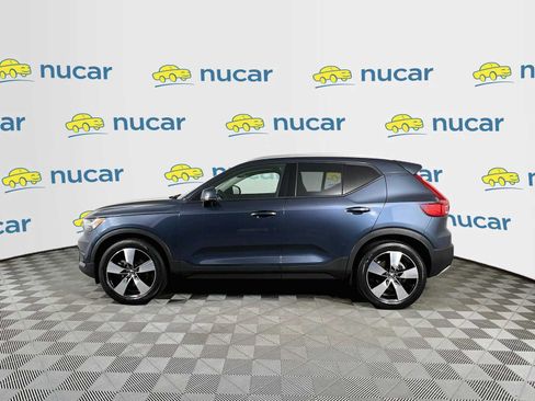 Used 2021 Volvo XC40 T5 Momentum w/ Protection Package Premier AWD/4WD image 4