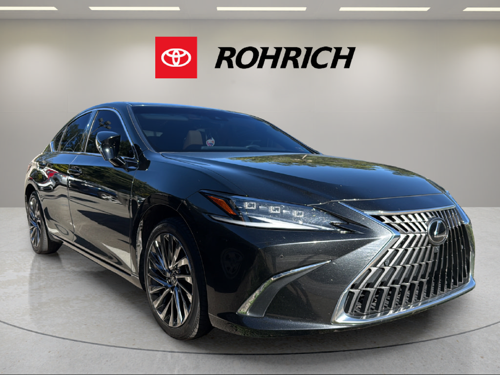 Used 2024 Lexus ES 300h Ultra Luxury FWD image 4