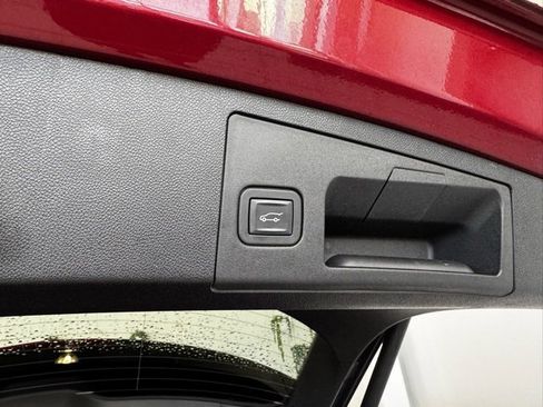 Used 2019 Cadillac XT4 Sport image 45