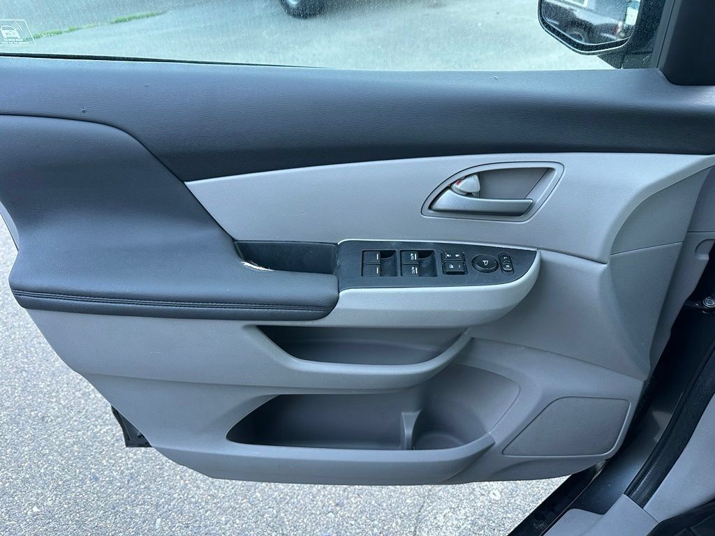 Used 2011 Honda Odyssey EX-L image 19