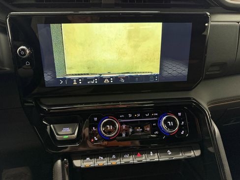 Used 2026 GMC Sierra 1500 AT4 w/ AT4 Premium Package image 13