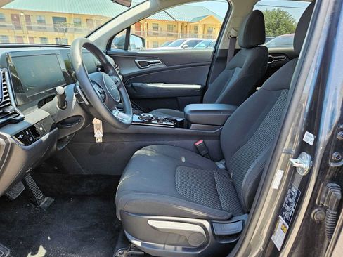 Certified 2023 Kia Sportage LX AWD/4WD image 16