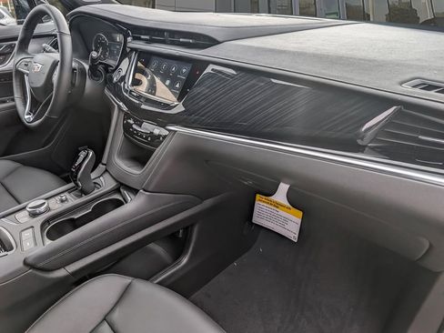 New 2025 Cadillac XT6 Premium Luxury image 23
