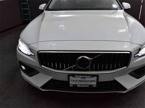 Used 2023 Volvo S60 B5 Ultimate w/ Climate Package image 14
