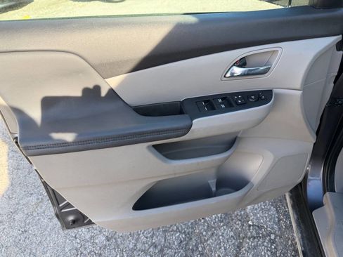 Used 2015 Honda Odyssey EX-L image 14