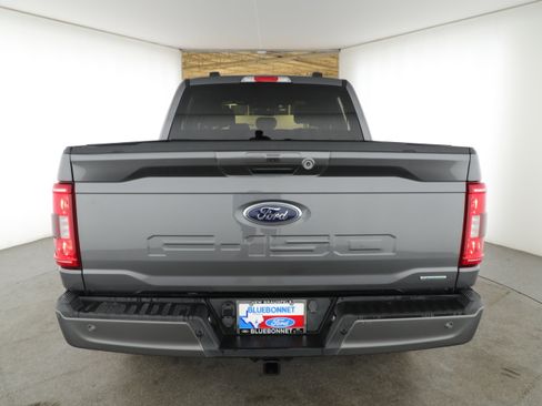 Used 2021 Ford F150 XLT w/ Equipment Group 302A High image 4