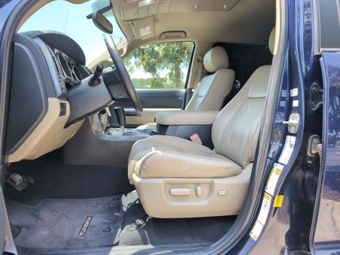 Used 2012 Toyota Tundra 2WD CrewMax w/ SR5 Pkg image 16