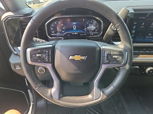 Certified 2024 Chevrolet Silverado 1500 LT AWD/4WD image 13