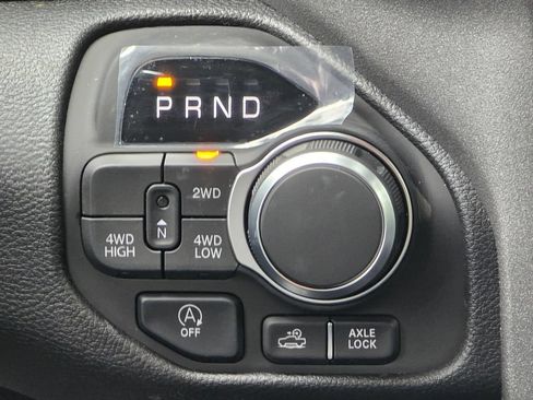 New 2026 RAM 1500 Warlock AWD/4WD image 31