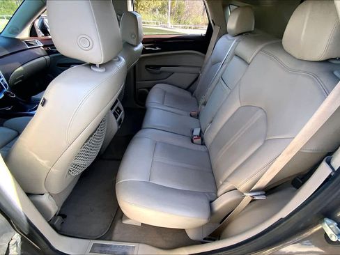 Used 2015 Cadillac SRX Luxury w/ Driver Awareness Package image 20