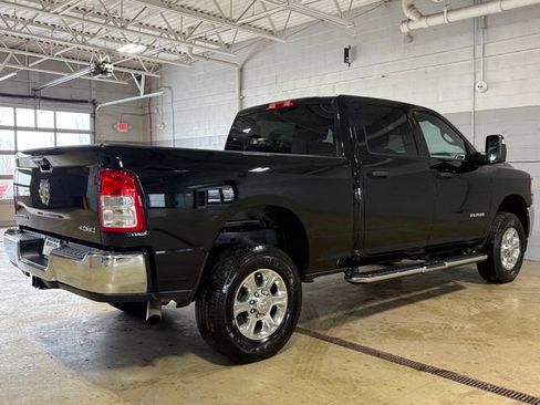 Used 2024 RAM 2500 Big Horn w/ Bed Utility Group image 10