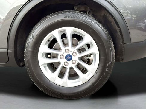 Used 2020 Ford Escape SE image 35