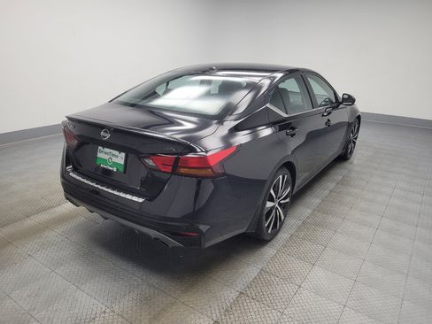 Used 2022 Nissan Altima 2.5 SR image 9