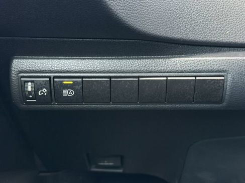 Used 2023 Toyota Corolla LE FWD image 19