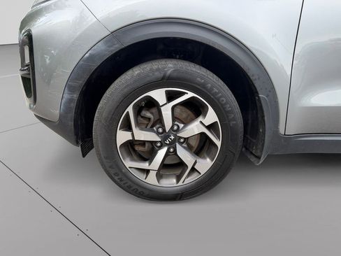 Used 2020 Kia Sportage LX AWD/4WD image 9
