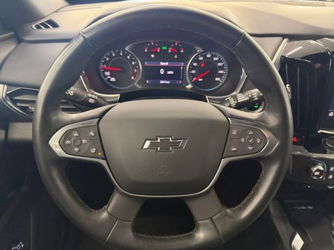 Used 2023 Chevrolet Traverse LT w/ Midnight/Sport Edition image 17