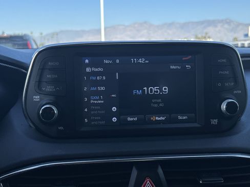 Used 2019 Hyundai Santa Fe Limited image 12