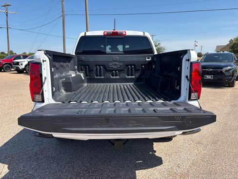 Used 2024 Chevrolet Colorado LT w/ LT Convenience Package II RWD image 28