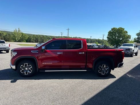 Used 2024 GMC Sierra 1500 SLT w/ SLT Premium Plus Package AWD/4WD image 19