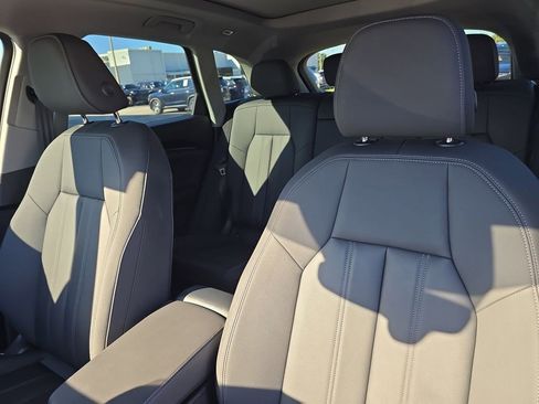 Used 2025 Audi Q5 Premium image 21