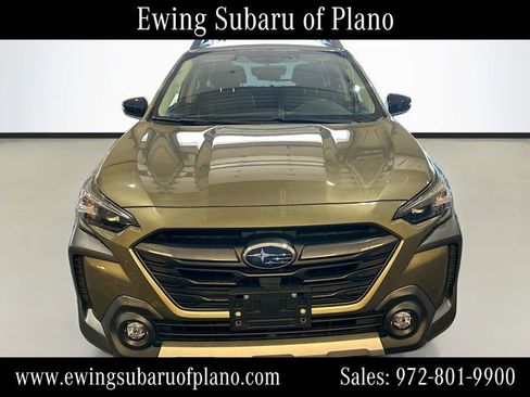 Used 2025 Subaru Outback Limited XT w/ Popular Package #2 AWD/4WD image 2