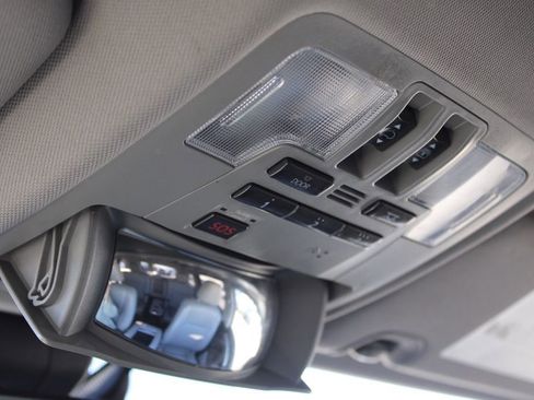 Used 2017 Toyota Highlander Limited Platinum image 49