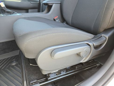 New 2026 Hyundai Kona SE image 16