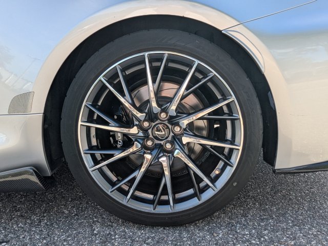 Used 2015 Lexus RC F w/ Performance Package RWD image 11