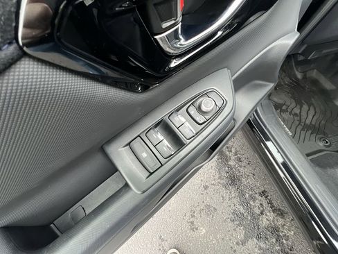 Certified 2025 Subaru Forester Limited image 24