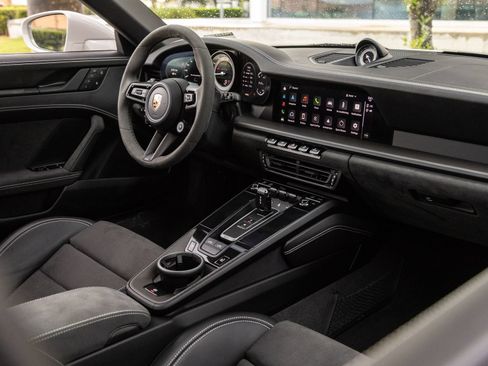Certified 2024 Porsche 911 Targa 4 GTS w/ Premium Package AWD/4WD image 14