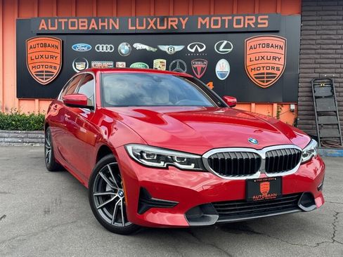 Used 2019 BMW 330i Sedan w/ Convenience Package RWD image 1