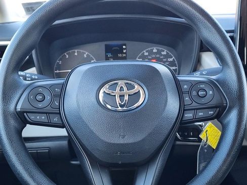Used 2023 Toyota Corolla LE image 27