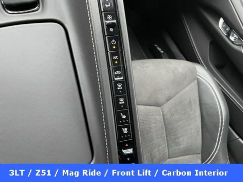 Used 2020 Chevrolet Corvette Stingray Premium Cpe w/ 3LT Preferred Equipment Group image 31