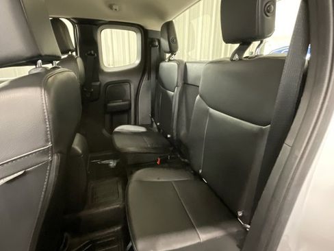 Used 2022 Ford Ranger XL w/ XL Chrome Appearance Package image 11