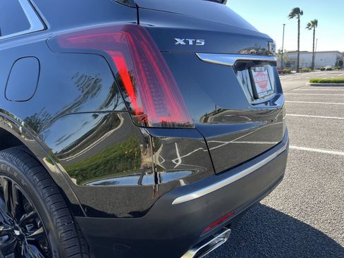 Used 2022 Cadillac XT5 Luxury FWD image 9