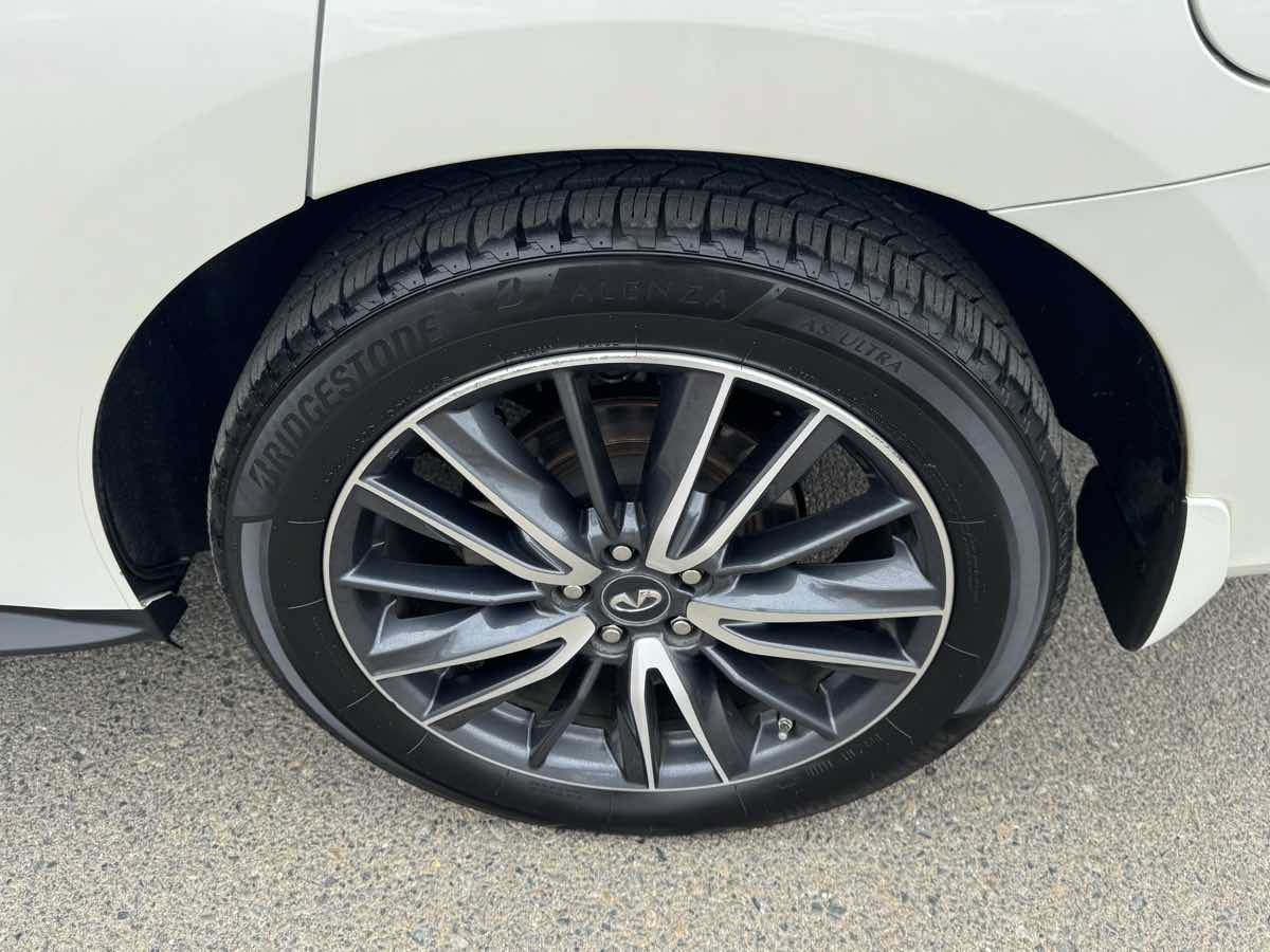 Used 2018 INFINITI QX60 Luxe w/ Deluxe Technology Package AWD/4WD image 43