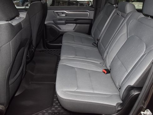 Used 2023 RAM 1500 Big Horn AWD/4WD image 14