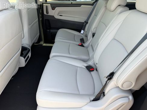 Used 2026 Honda Odyssey EX-L image 19
