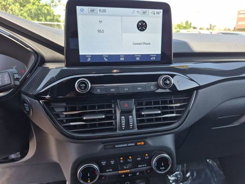 Used 2024 Ford Escape ST-Line image 9