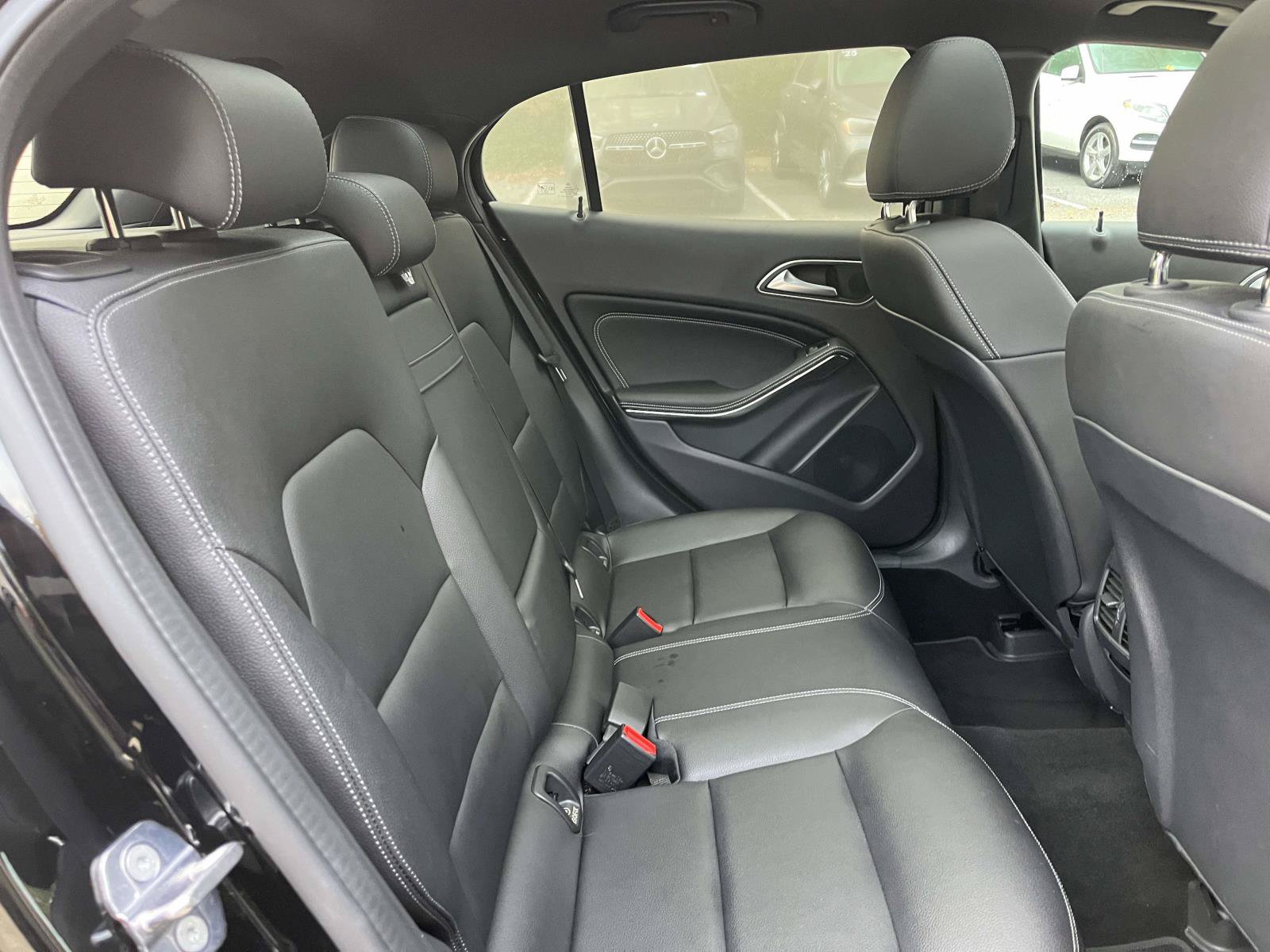 Used 2019 Mercedes-Benz GLA 250 4MATIC image 56