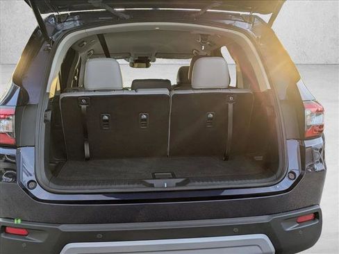Used 2023 Honda Pilot EX-L image 6