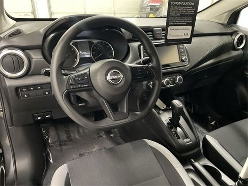 Used 2025 Nissan Versa S w/ Trunk Package image 17