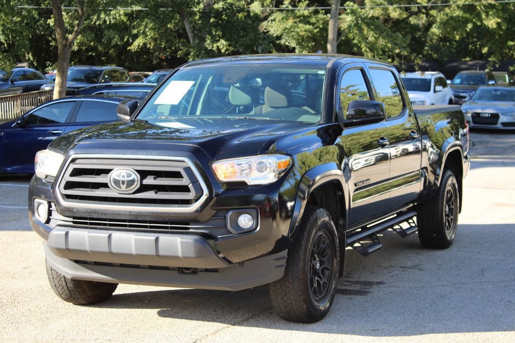 Used 2020 Toyota Tacoma SR5 RWD image 3
