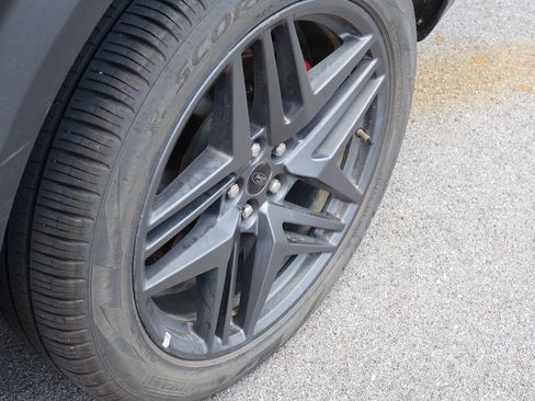 Used 2025 Ford Explorer ST-Line w/ ST-Line Street Pack AWD/4WD image 25